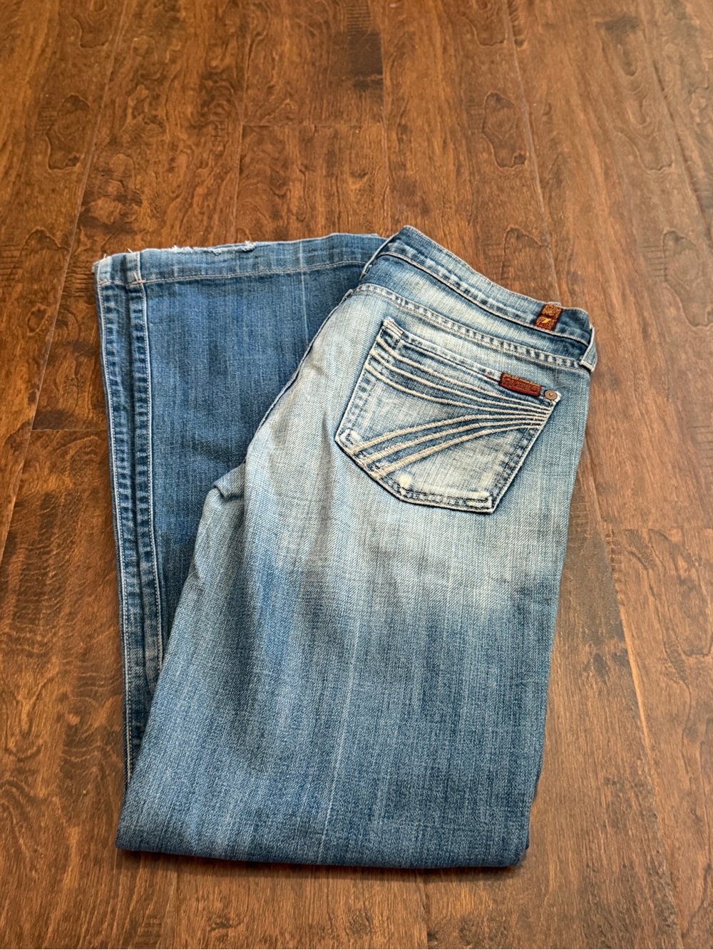7 for All Mankind DOJO Light Blue Denim Jeans, SIZE 28 - Picture 2 of 13